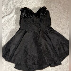 Black strapless dress